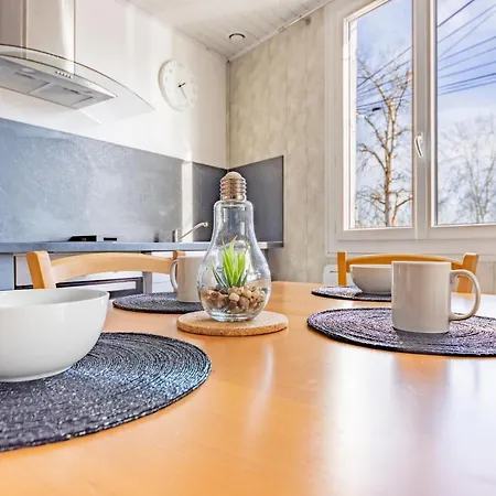 Apartment Le Quai Poult Proche Gare Grand Parking Gratuit Montauban