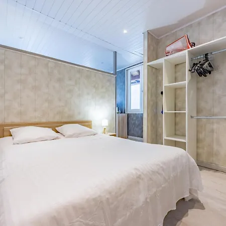 Apartment Le Quai Poult Proche Gare Grand Parking Gratuit