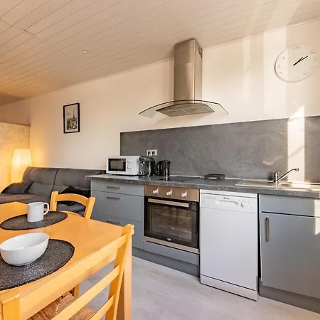 Le Quai Poult Proche Gare Grand Parking Gratuit *